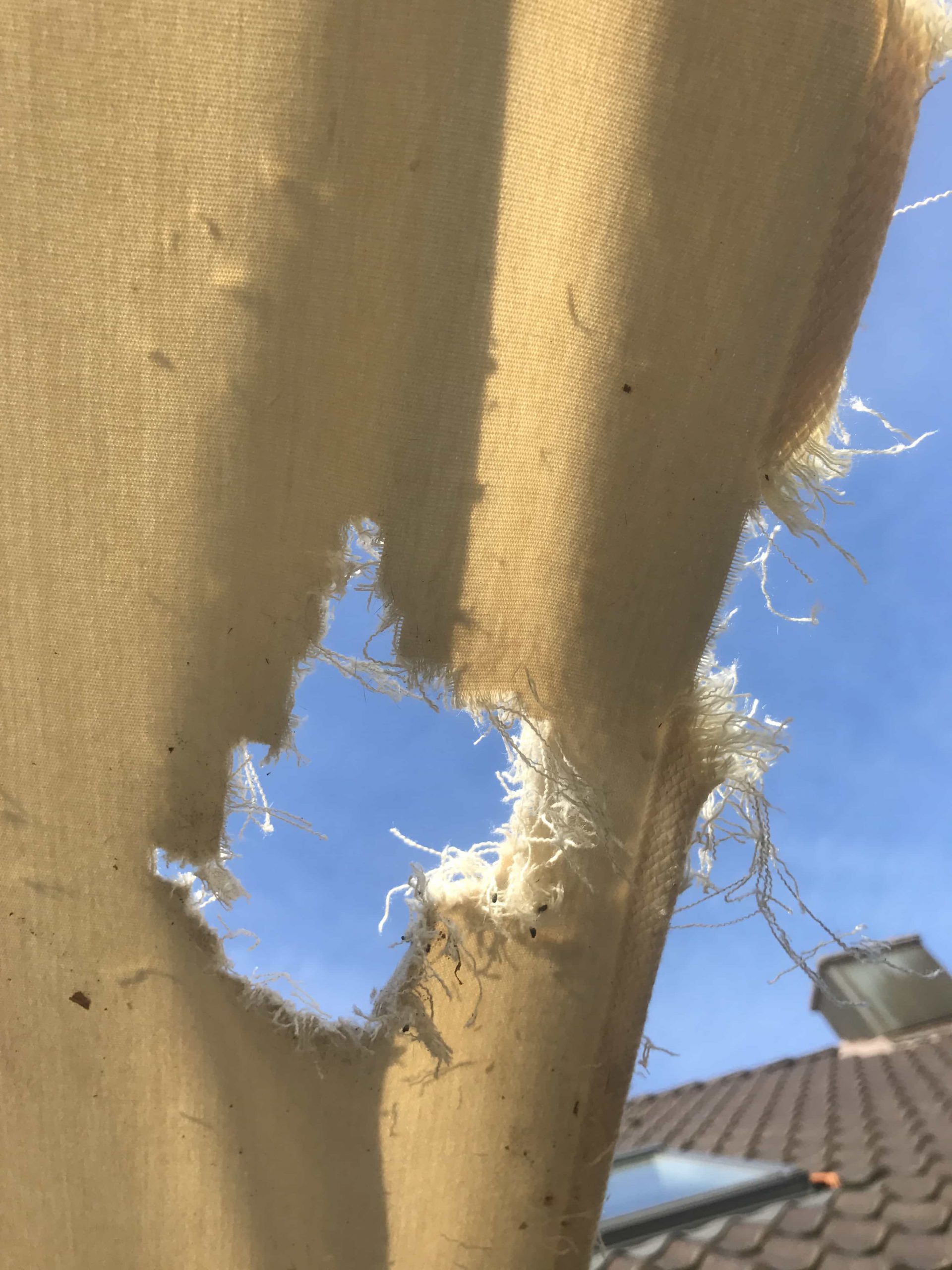 Silvester & Co. - wenn der Sonnenschirm zur Brandfalle wird